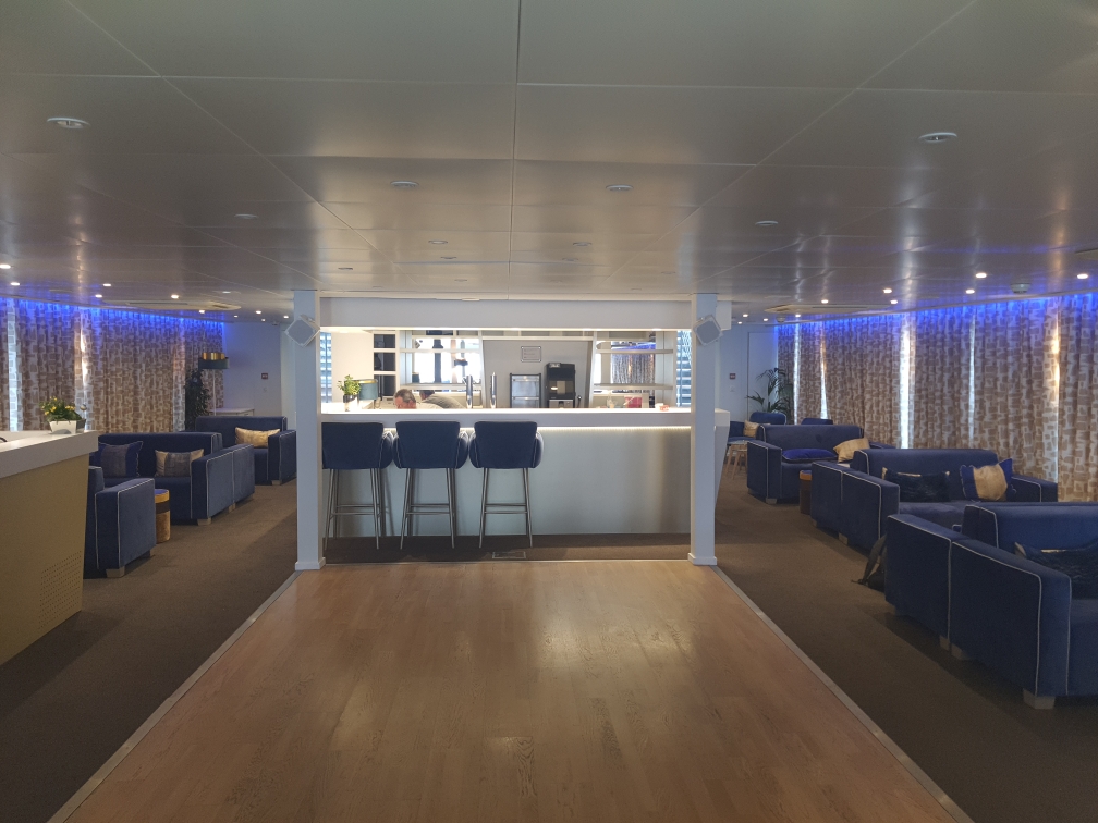 Rénovation de la moquette sur un bateau CroisiEurope